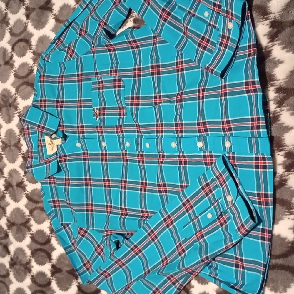 Hollister shirt